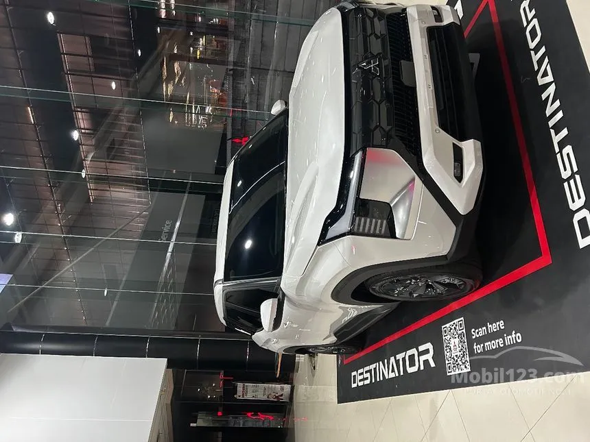 2026 Mitsubishi Destinator Exceed (Quartz White Pearl) SUV