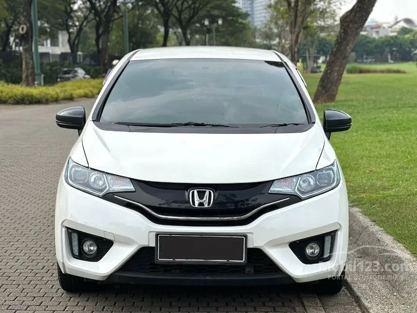 Jual Mobil Honda Jazz 2017 RS 1.5 di Banten Automatic Hatchback Putih Rp 195.000.000