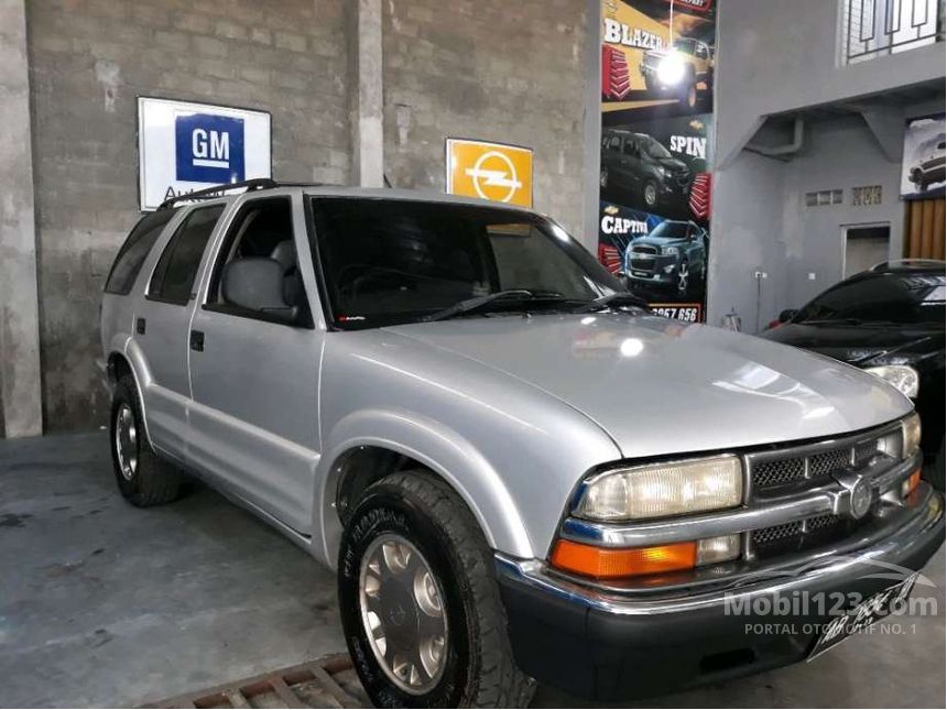 2002 Opel Blazer DOHC SUV