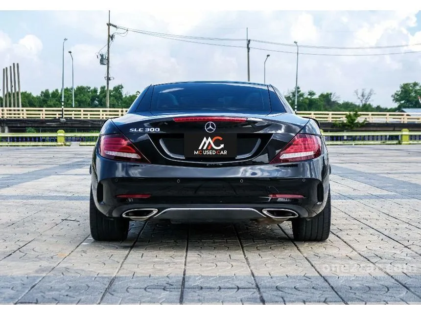 2018 Mercedes-Benz SLC300 AMG Dynamic Convertible