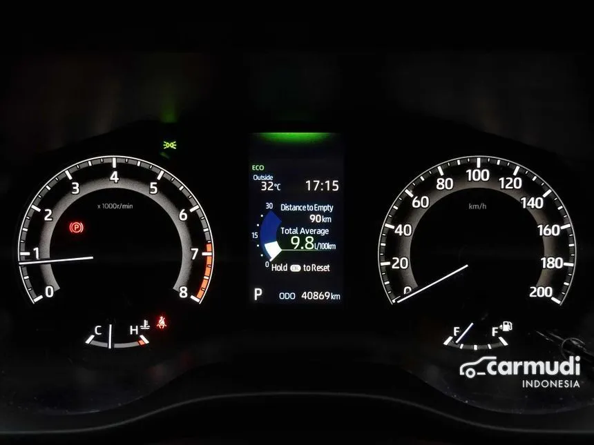 2023 Toyota Kijang Innova Zenix V (Non Premium Color) MPV