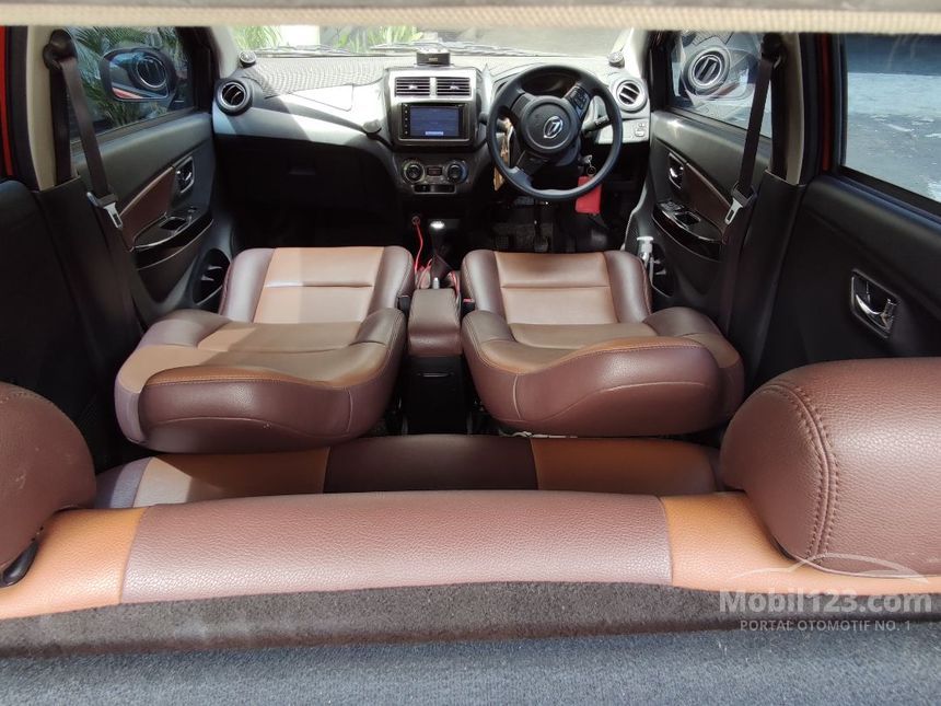 2017 Daihatsu Ayla R Hatchback