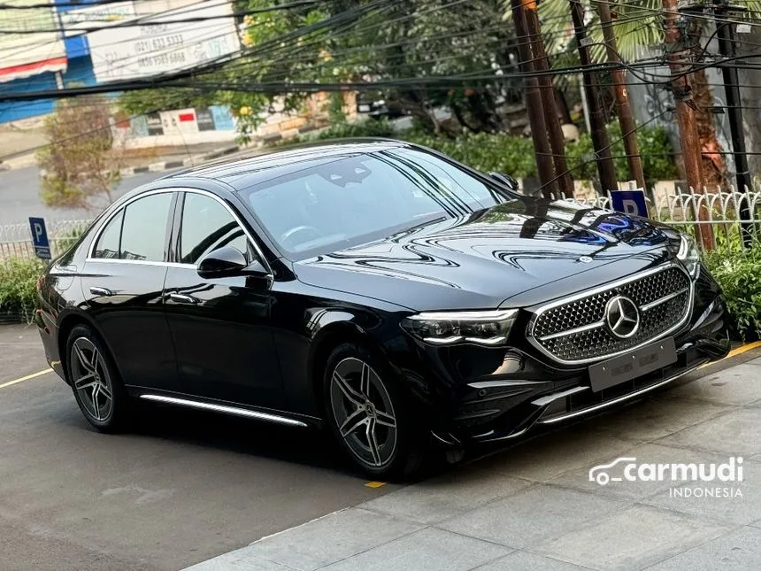 2025 Mercedes-Benz E300 AMG Line Sedan