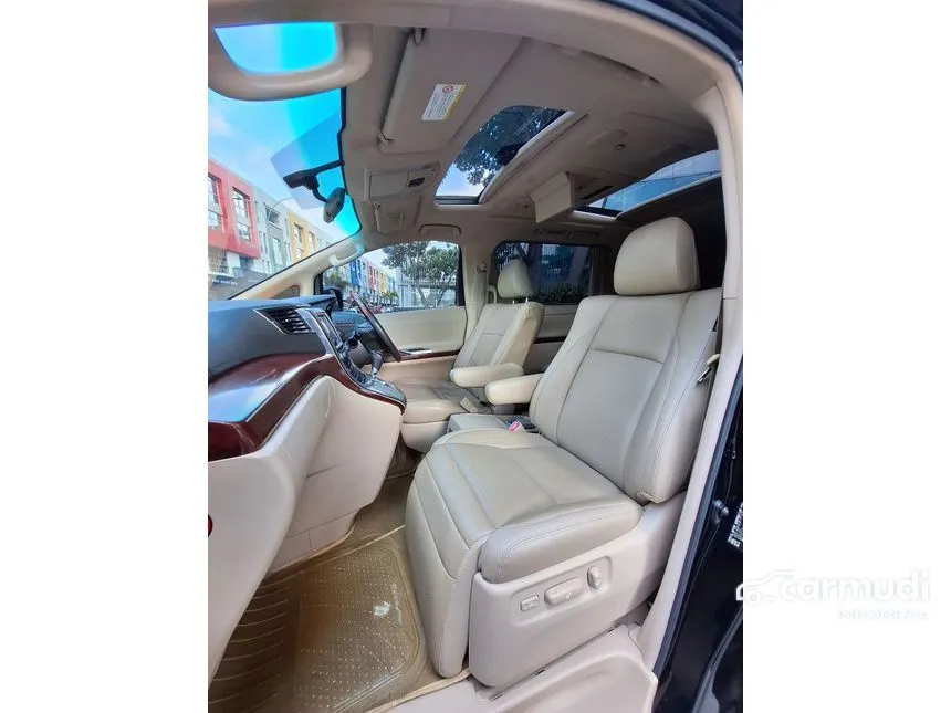 2011 Toyota Alphard G MPV
