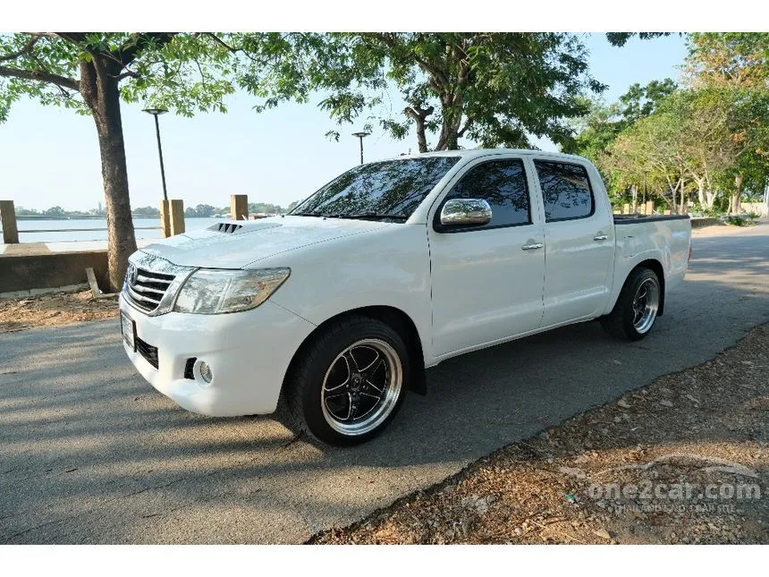 2012 Toyota HILUX VIGO Champ E Double Cab Pickup