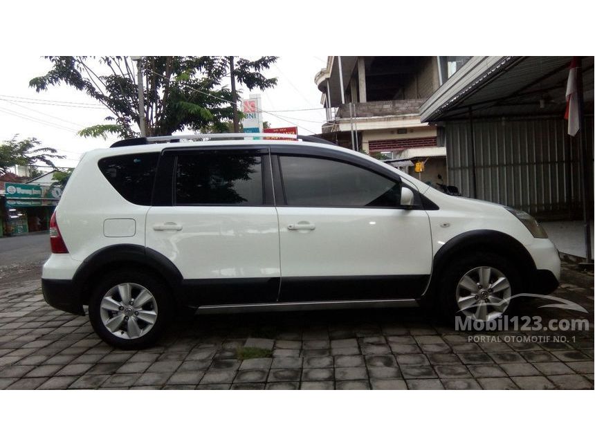 Jual Mobil Nissan Livina X Gear 2012 X Gear 1 5 di Bali 