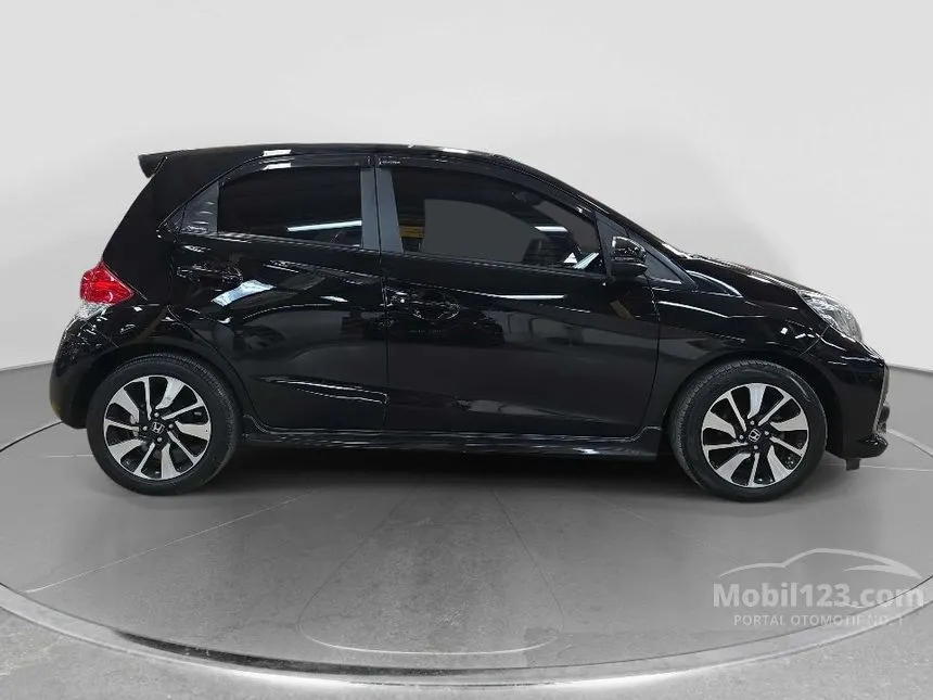 2017 Honda Brio RS Hatchback
