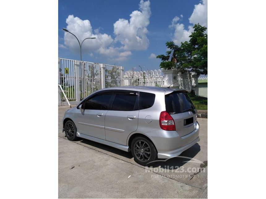 Jual Mobil  Honda Jazz  2005  VTEC  1 5 di Jawa Barat Manual 