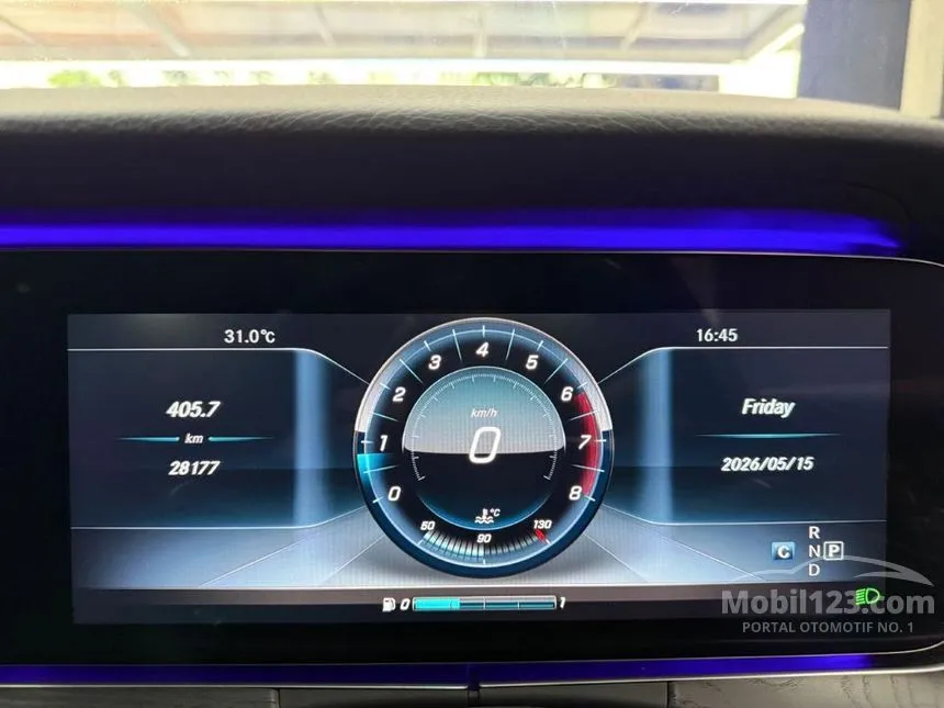 2016 Mercedes-Benz E300 Avantgarde Sedan