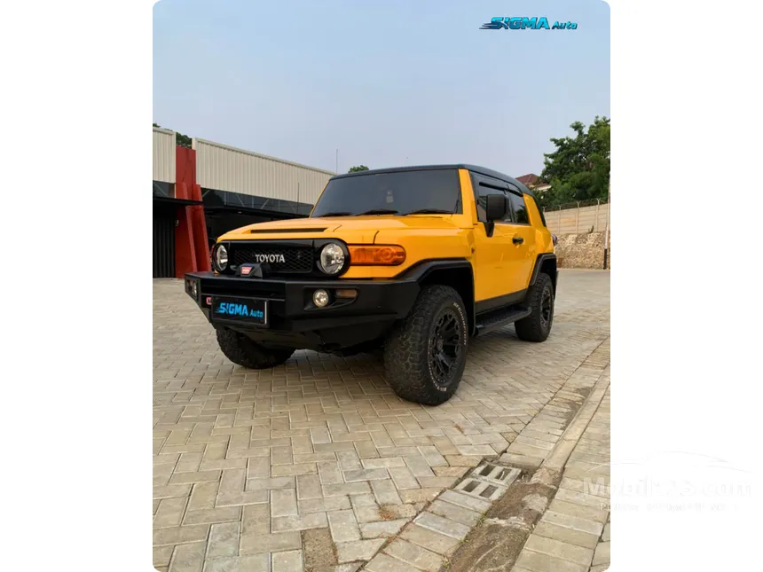2017 Toyota FJ Cruiser SUV