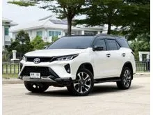 2023 Toyota FORTUNER 2.4 (ปี 15-25) Legender 4WD SUV