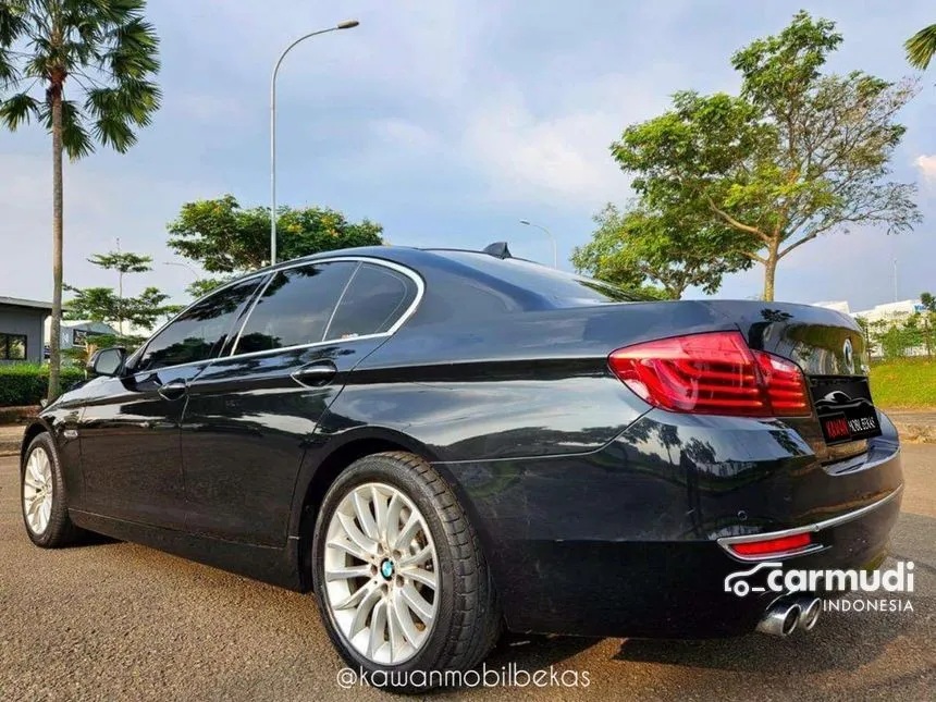 2015 BMW 528i Luxury Sedan