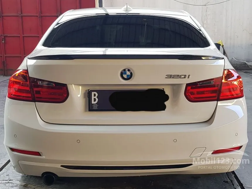 2014 BMW 320i Sport Sedan