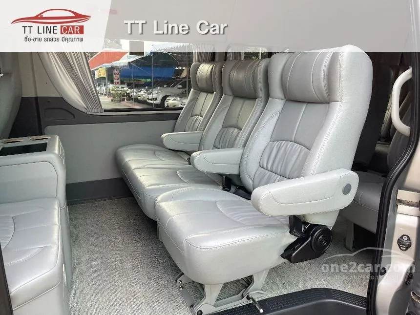 2019 Toyota Hiace D4D Van