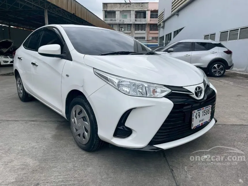 2021 Toyota Yaris Ativ Entry Sedan