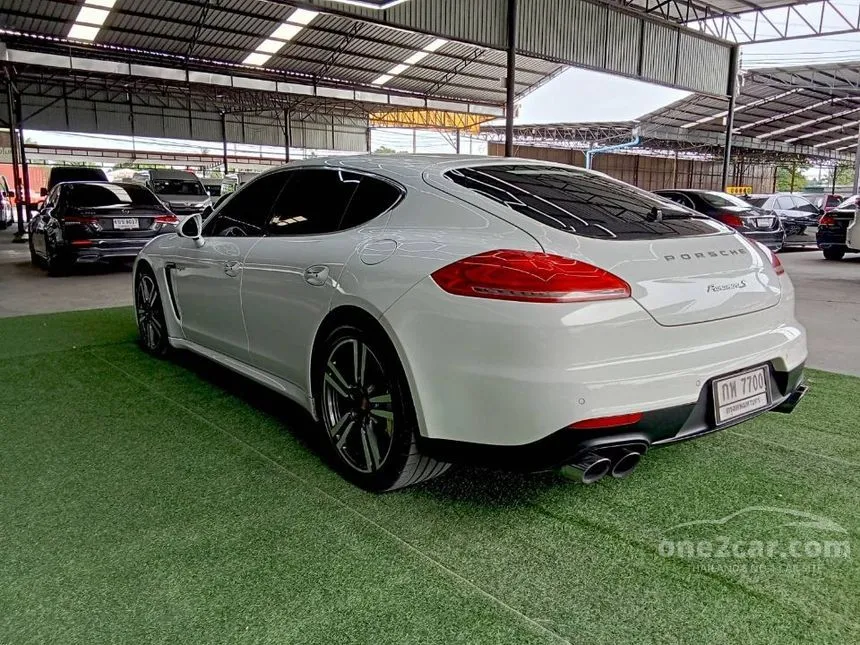 2015 Porsche PANAMERA S E-Hybrid Sedan