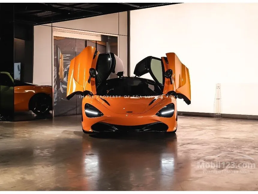 Jual Mobil McLaren 720S 2018 4.0 di DKI Jakarta Automatic Coupe Orange Rp 6.950.000.000
