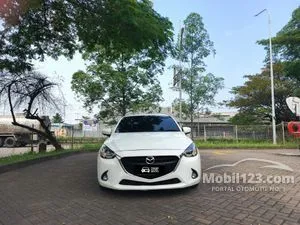 2016 Mazda 2 1.5 R Hatchback