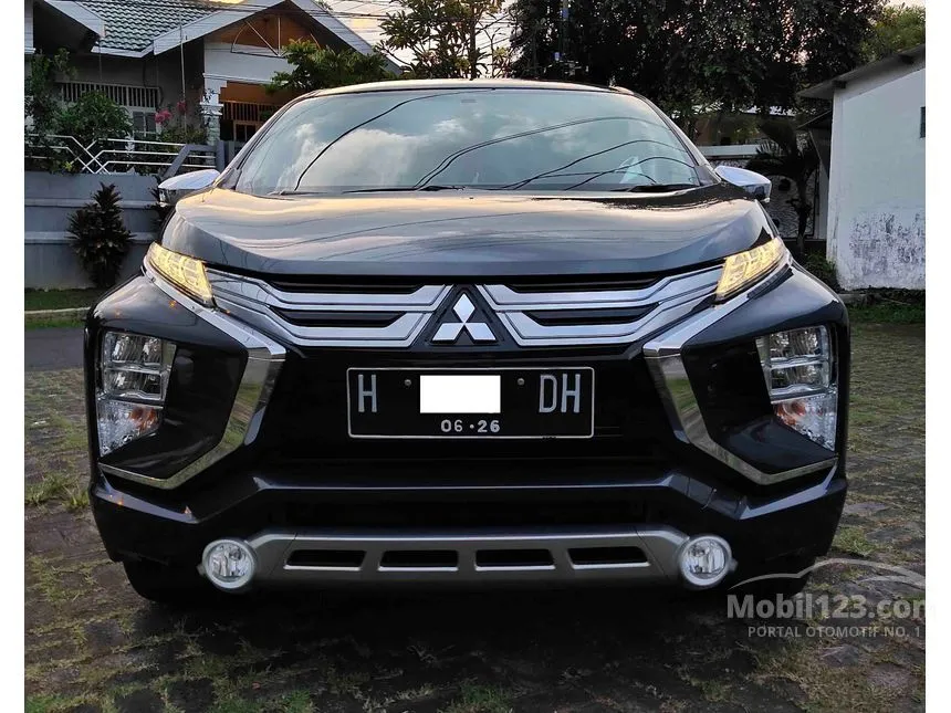 Jual Mobil Mitsubishi Xpander 2021 ULTIMATE 1.5 di Jawa Tengah Automatic Wagon Abu