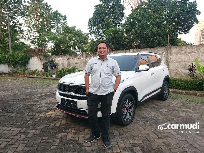 Jual Mobil KIA Seltos 2023 GT Line 1.4 di Jawa Barat Automatic Wagon Putih Rp 446.500.000