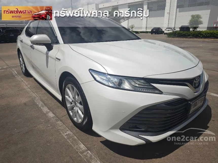 2020 Toyota CAMRY Hybrid Sedan