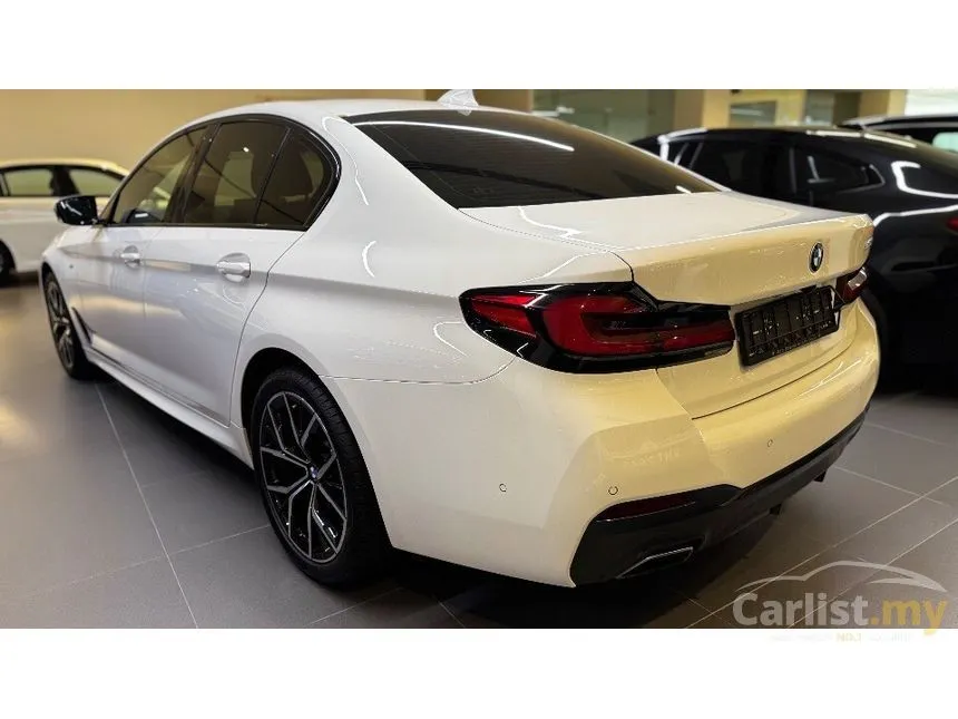 2022 BMW 530i M Sport Sedan