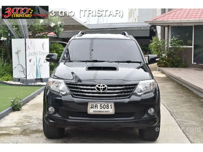 2013 Toyota FORTUNER V SUV