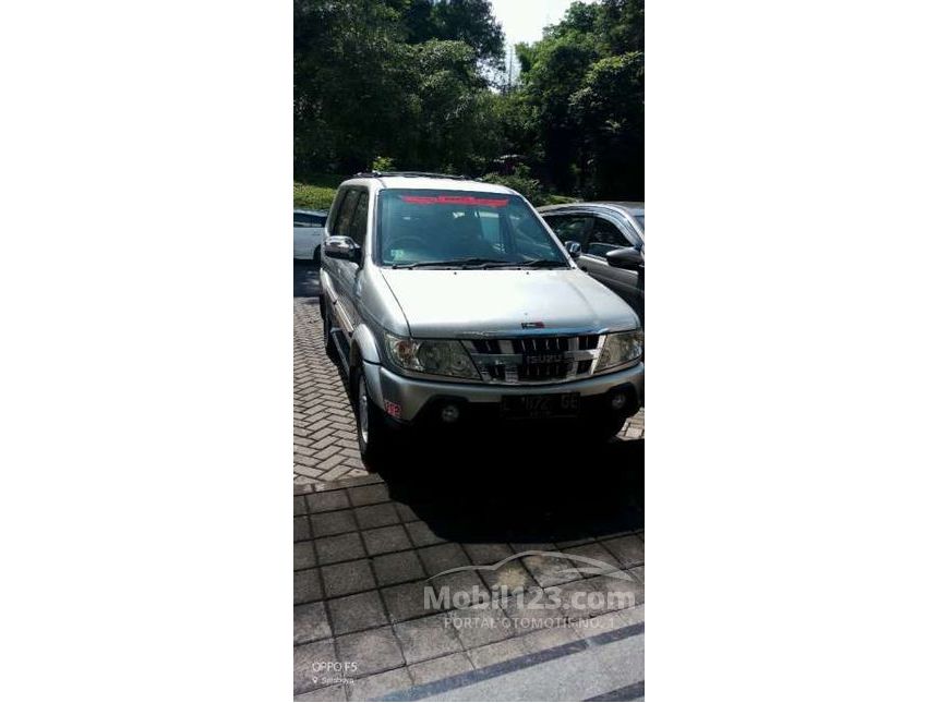 Jual Mobil  Isuzu  Panther  2010 GRAND  TOURING  2 5 di Jawa  