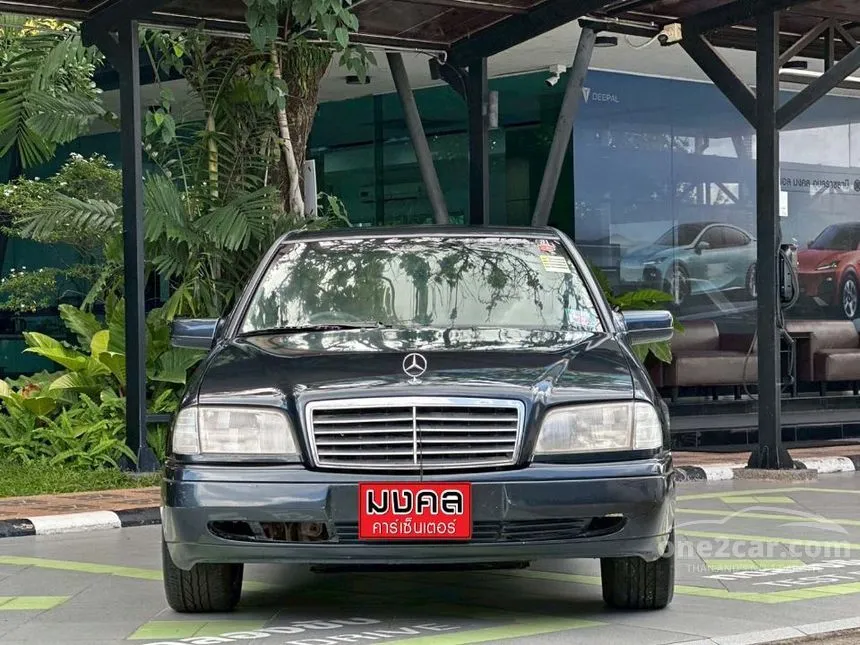 1997 Mercedes-Benz C220 Sedan