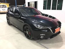 2015 Mazda 3 2.0 (ปี 14-17) S Sports Hatchback AT