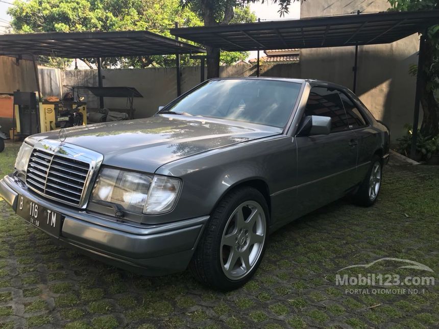 1990 Mercedes-Benz 300CE C124 3.0 Automatic Others