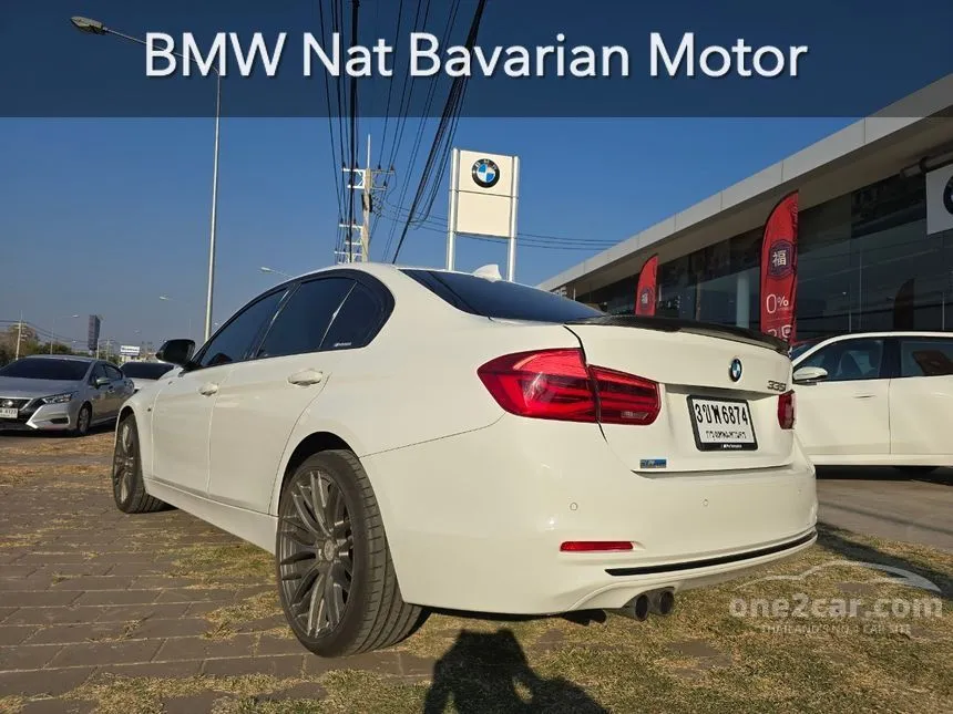 2018 BMW 320i Sedan