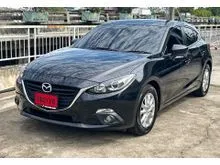 2018 Mazda 3 2.0 (ปี 14-18) E Sports Hatchback