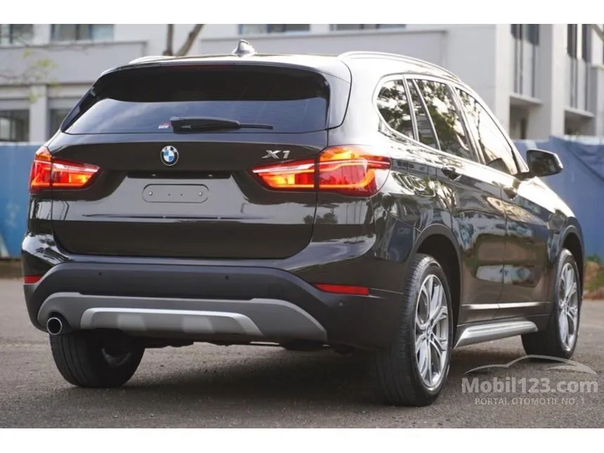 2017 BMW X1 sDrive18i xLine SUV