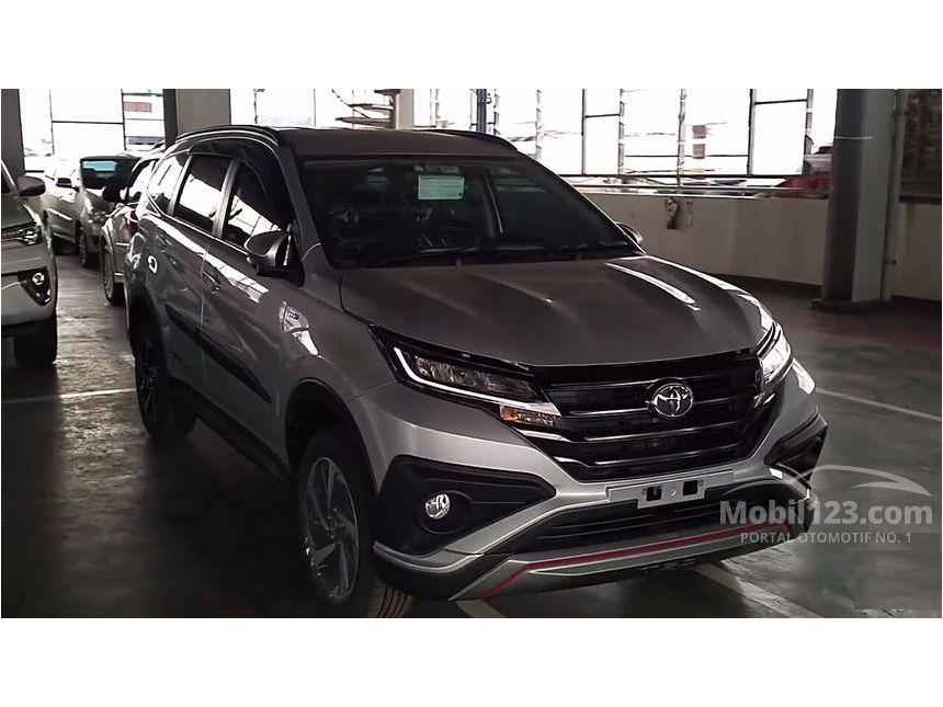Jual Mobil Toyota Rush 2018 G 1.5 di Jawa Timur Automatic Jual Mobil Toyota Rush 2018 G 1.5 di Jawa Timur Automatic