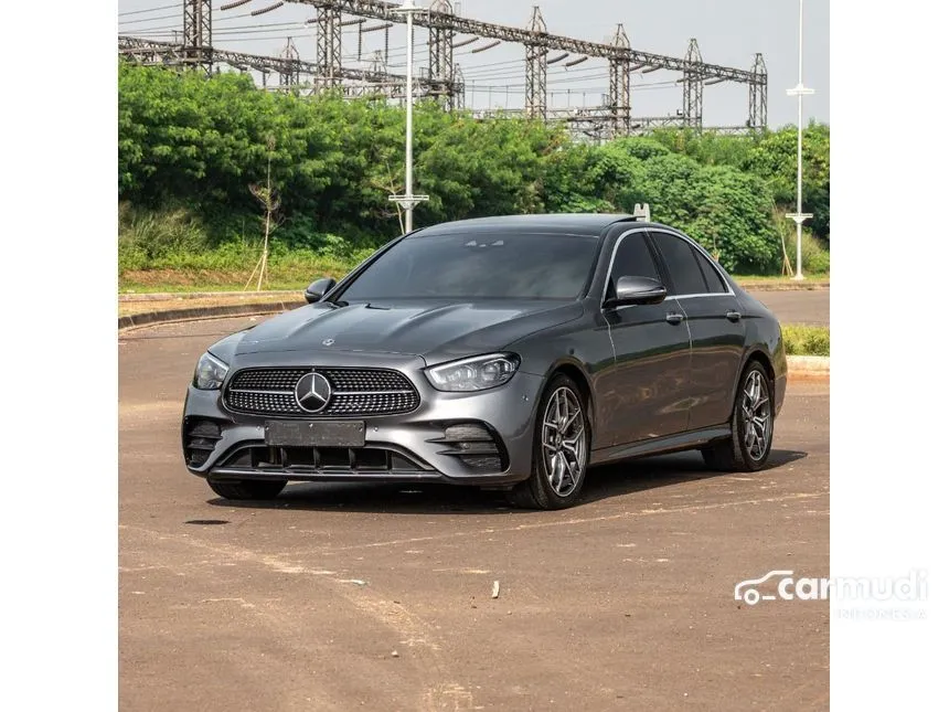 2022 Mercedes-Benz E300 AMG Line Sedan
