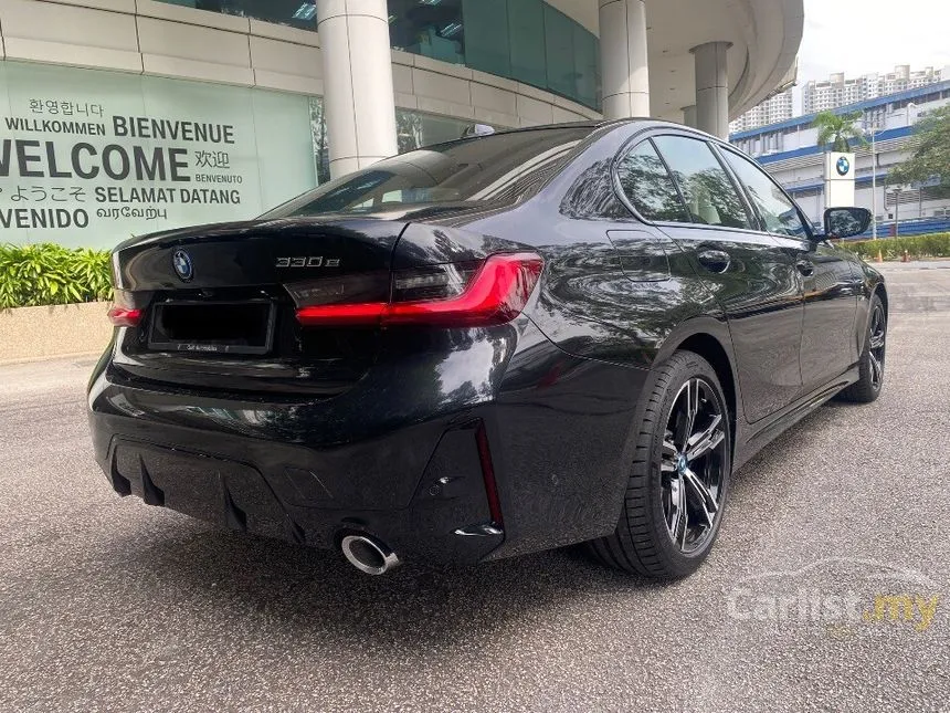 2023 BMW 330e M Sport Sedan