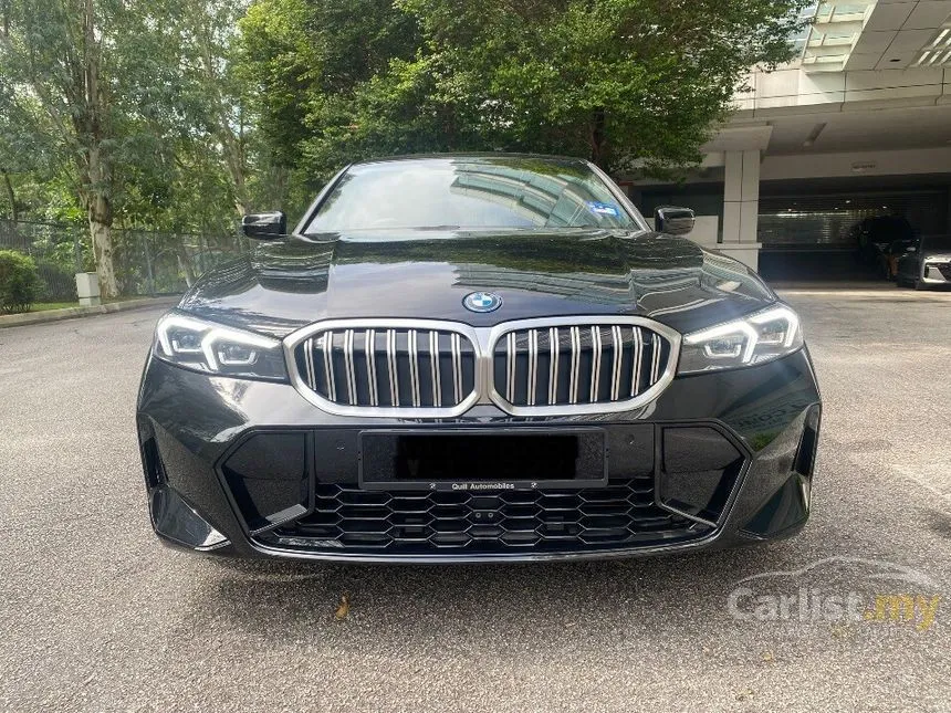 2023 BMW 330e M Sport Sedan