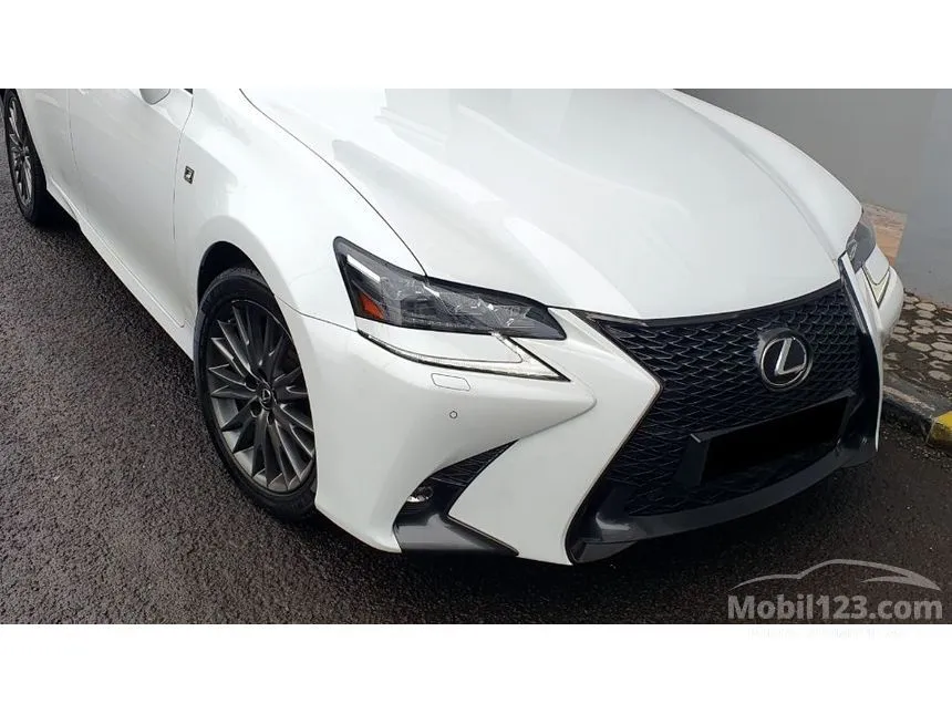 2017 Lexus GS 200t F Sport Sedan