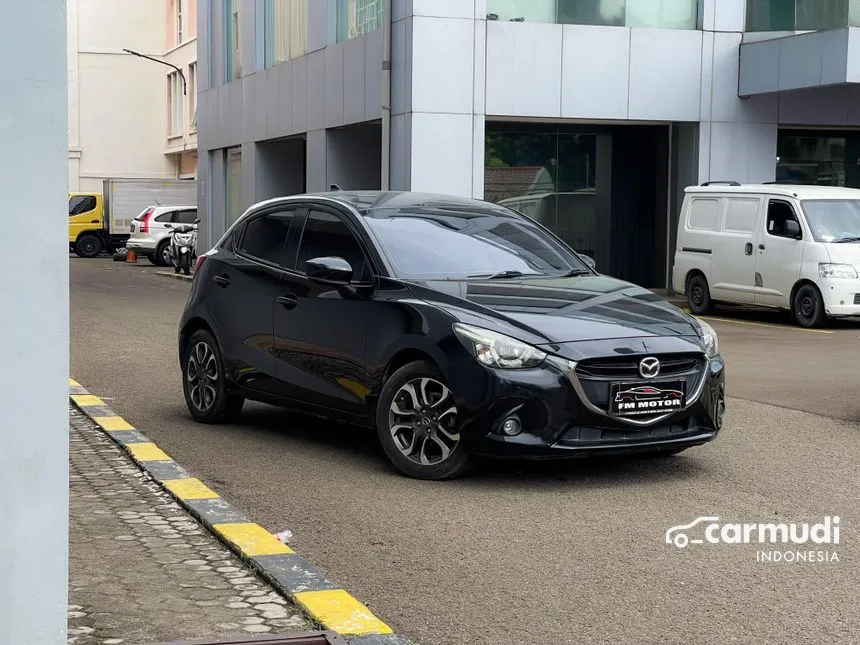 2014 Mazda 2 R Hatchback