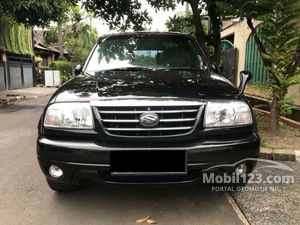 Suzuki Grand Escudo XL 7 Mobil bekas dijual di Indonesia Suzuki Grand Escudo XL 7 Mobil bekas dijual di Indonesia