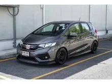 2015 Honda JAZZ 1.5 (ปี 14-22) SV Hatchback