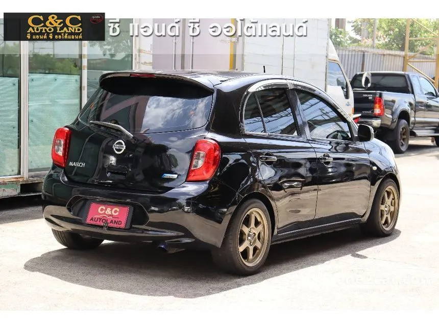 2016 Nissan MARCH V Hatchback