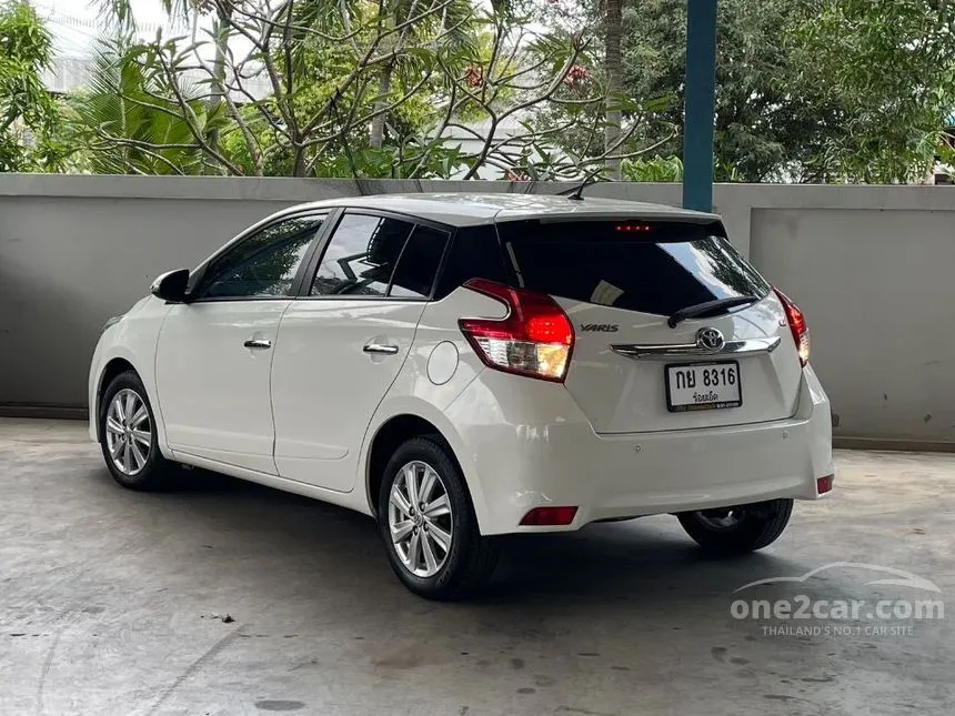 2017 Toyota YARIS G Hatchback