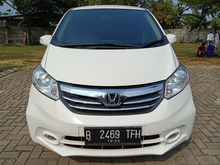 Honda FREED 1.5 AT 2015 Putih, Masih Super Mulus Banget, Istimewa