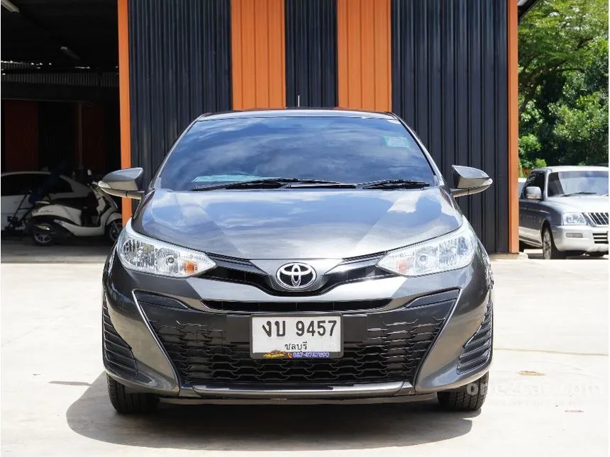 2019 Toyota YARIS E Hatchback