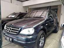 2002 Mercedes-Benz ML320 3.2 W163 SUV