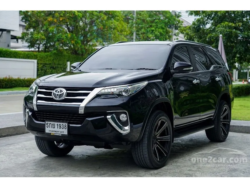 2016 Toyota Fortuner 2.8 (ปี 15-25) V 4WD SUV มือสอง One2car