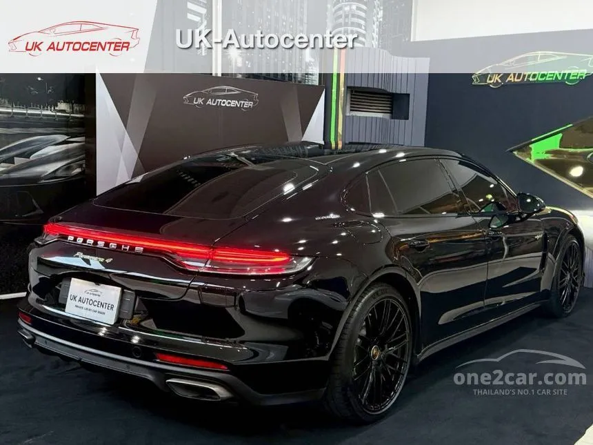 2022 Porsche PANAMERA 4 E-Hybrid Executive Sedan