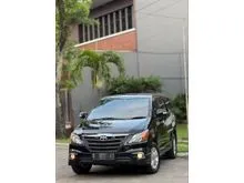 2014 Toyota Kijang Innova 2.0 V Luxury MPV Manual Siap Langsung Pakai